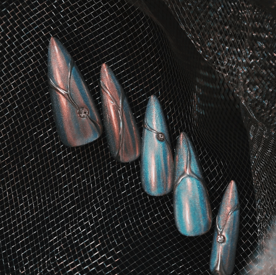 DRESUP Metallic Edge Medium Almond Stiletto Press-On Nails – 12 Pieces - Beauty Exchange Beauty Supply
