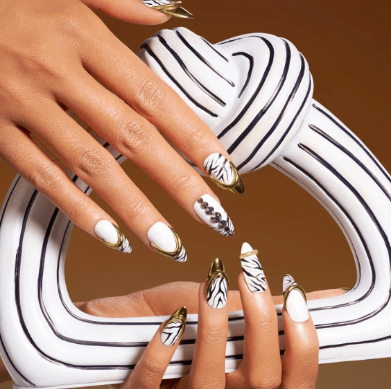 DRESUP Striped Elegance Short Almond Press-On Nails – 12 Pieces - Beauty Exchange Beauty Supply