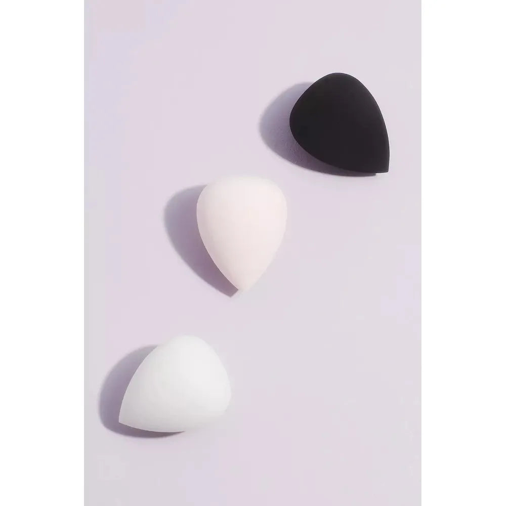 Magic Collection Perfect Blending Sponge โ Smooth, Streak - Free Makeup Application | 1 pc - Beauty Exchange Beauty Supply