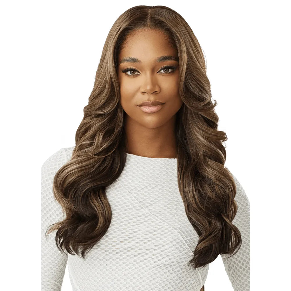 Outre Perfect Hairline Lace Front Wig – Fiorina 22” | HD Lace + Pre - Plucked Hairline + Soft Waves - Beauty Exchange Beauty Supply