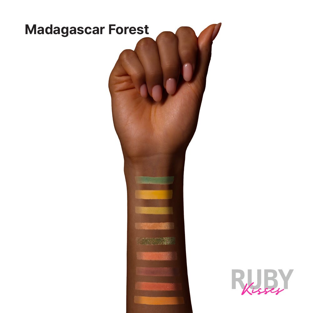 Ruby Kisses 2 - in - 1 Makeup Palette – For Eyes & Face | 3 Travel - Inspired Shades - Beauty Exchange Beauty Supply