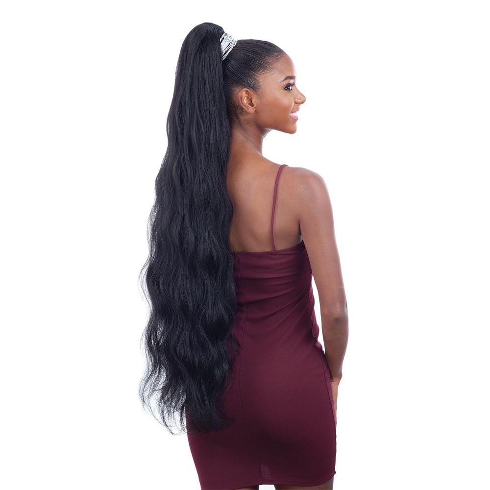 Shake - N - Go Organique MasterMix Synthetic Weave – Body Wave | Soft & Flowing Synthetic Bundle Hair | Available in 20" to 40" - Beauty Exchange Beauty Supply