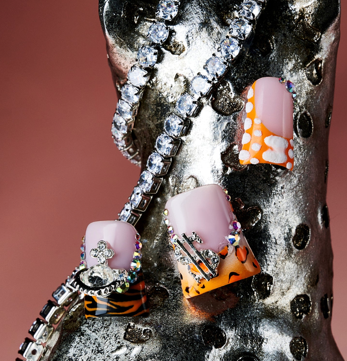 DRESUP Butterfly Mirage Short Duck Press-On Nails – 12 Pieces