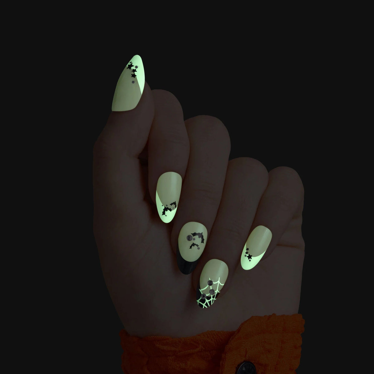 KISS HAUNT Halloween Press-On Nails – Glow In The Dark - Beauty Exchange Beauty Supply