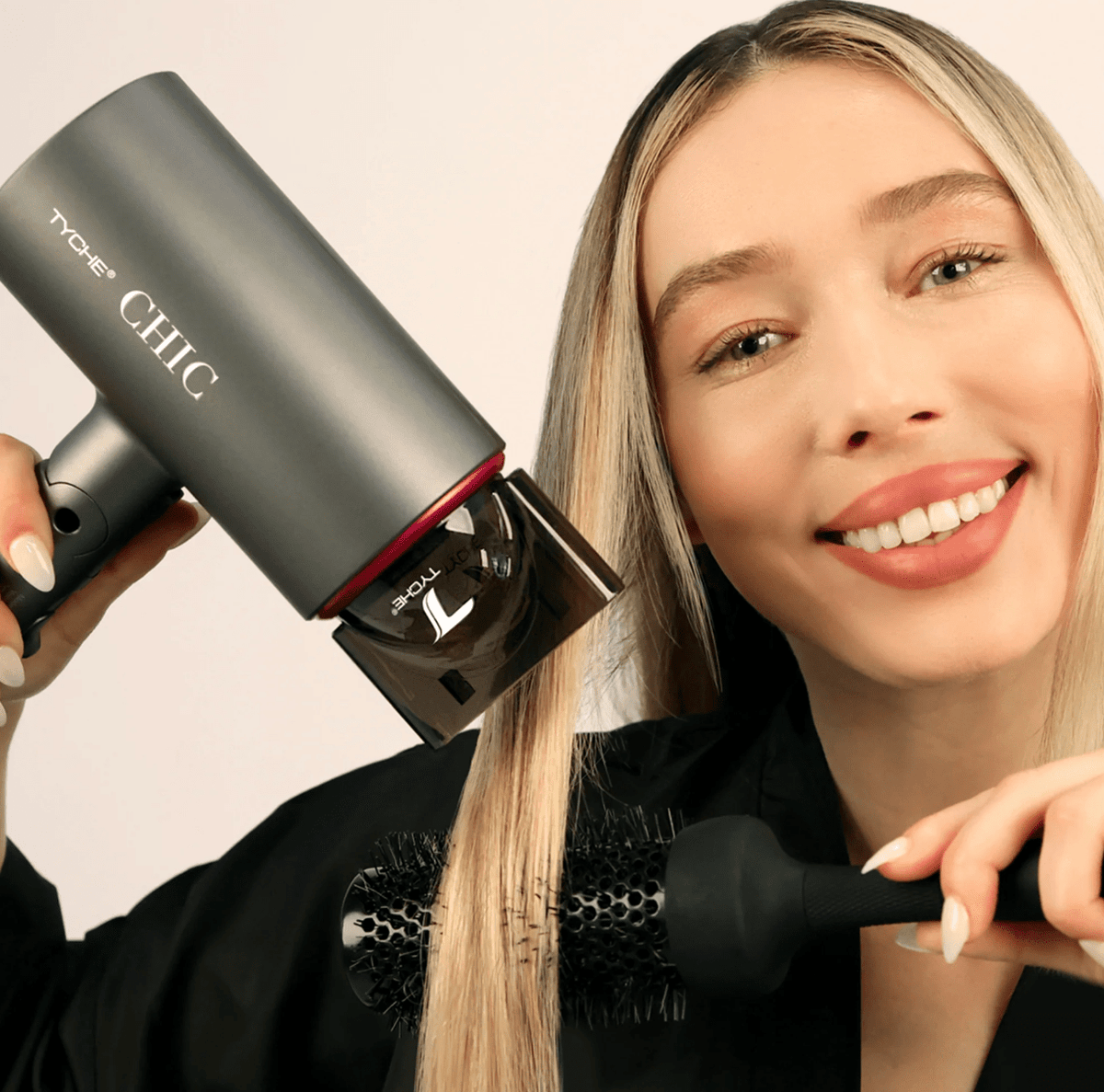 Tyche Chic Dryer - 2 Attachments